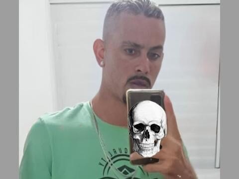 Homem é assassinado a tiros em barbearia na Zona Oeste Do Recife