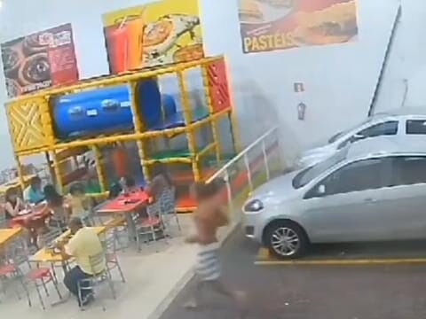 Homem ataca cliente com bloco de pedra em lanchonete de Piracicaba