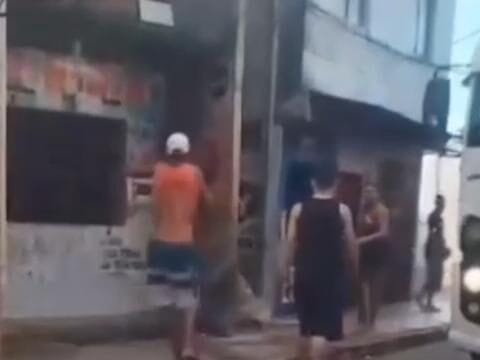 Mulher esfaqueia ex-companheiro em Recife