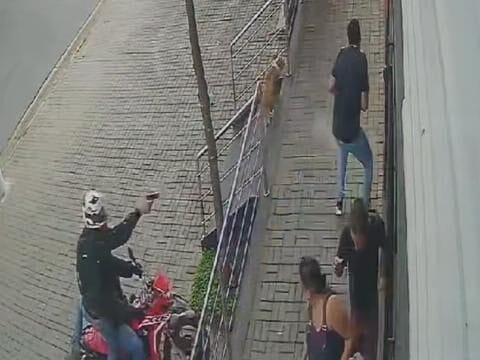 Colecionador de armas é baleado em tentativa de assalto em SP