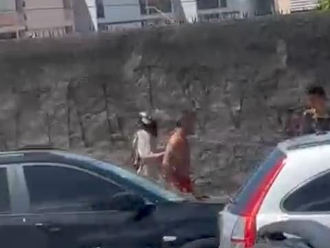 Jovem é esfaqueado e fica à espera de socorro em ponto de ônibus em Maceió