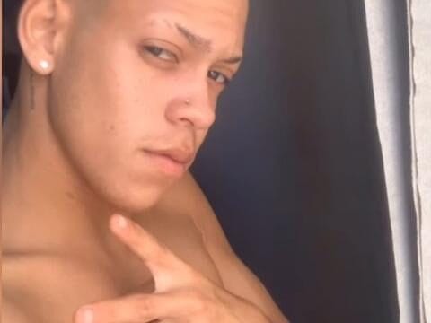 Jovem é morto a tiros enquanto assistia a partida de futebol em Maceió