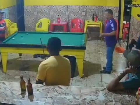 Homem é morto a tiros enquanto jogava sinuca em bar no sul de Goiás