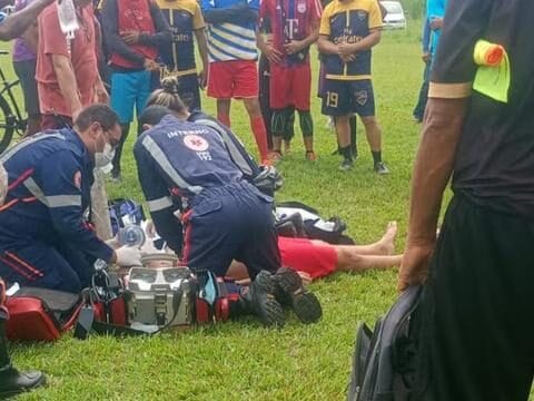 Homem morre de infarto durante partida de futebol em Rio Branco