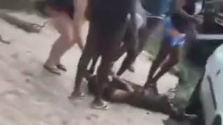 Homem tem braço arrancado após explosão de kit gás em Realengo, Rio de Janeiro