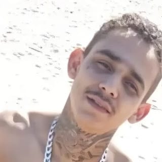 “Darlan, eu te amo, meu filho”: mãe se desespera no necrotério após morte de filho em confronto com a polícia em São Luís do Quitunde, Alagoas