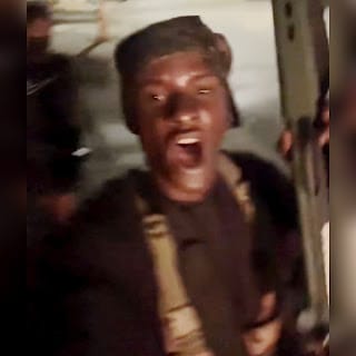 Traficantes do TCP matam dois rivais do Comando Vermelho e publicam as imagens nas redes sociais