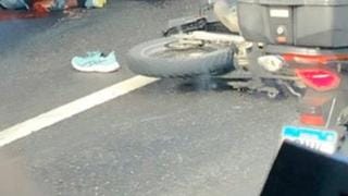 Motociclista fica ferido em acidente com carreta na BR-101, no Recife
