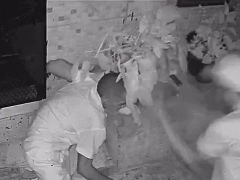 Filho agride o próprio pai com pedaço de madeira e causa fratura nas costelas