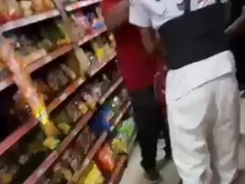 Homem se esfaqueia no pescoço e morre dentro de mercantil no Pecém