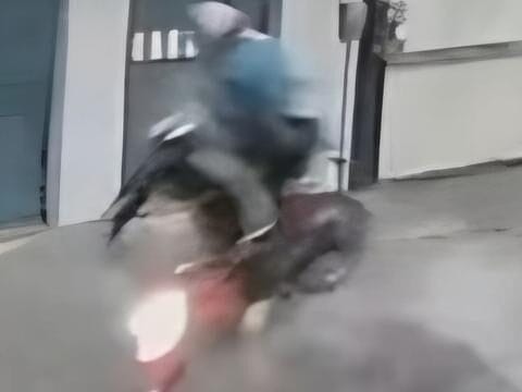 Idosa de 69 anos morre após motocicleta colidir com monte de britas em Juazeiro do Norte