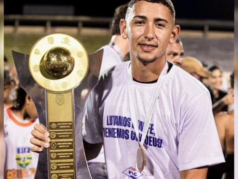 jovem jogador de futebol morre em colisão com vaca na br-343 em Altos (PI)