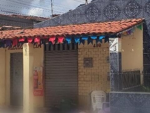 Triplo homicídio em bar de Maranguape termina com mulher presa e adolescente apreendido