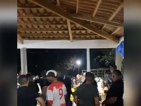 Tiroteio no “Risca Faca” deixa dois mortos e nove feridos durante festa em Boa Viagem