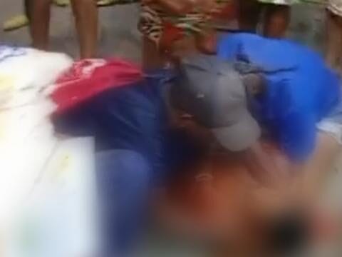 Ataque a tiros em mercadinho deixa um morto e um ferido no bairro Verde Horizonte, em Camaçari, na Bahia