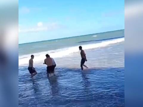 MAIS UM ATAQUE DE TUBARÃO: Jovem de 19 anos é mordida por tubarão na praia de Boa Viagem, no Recife